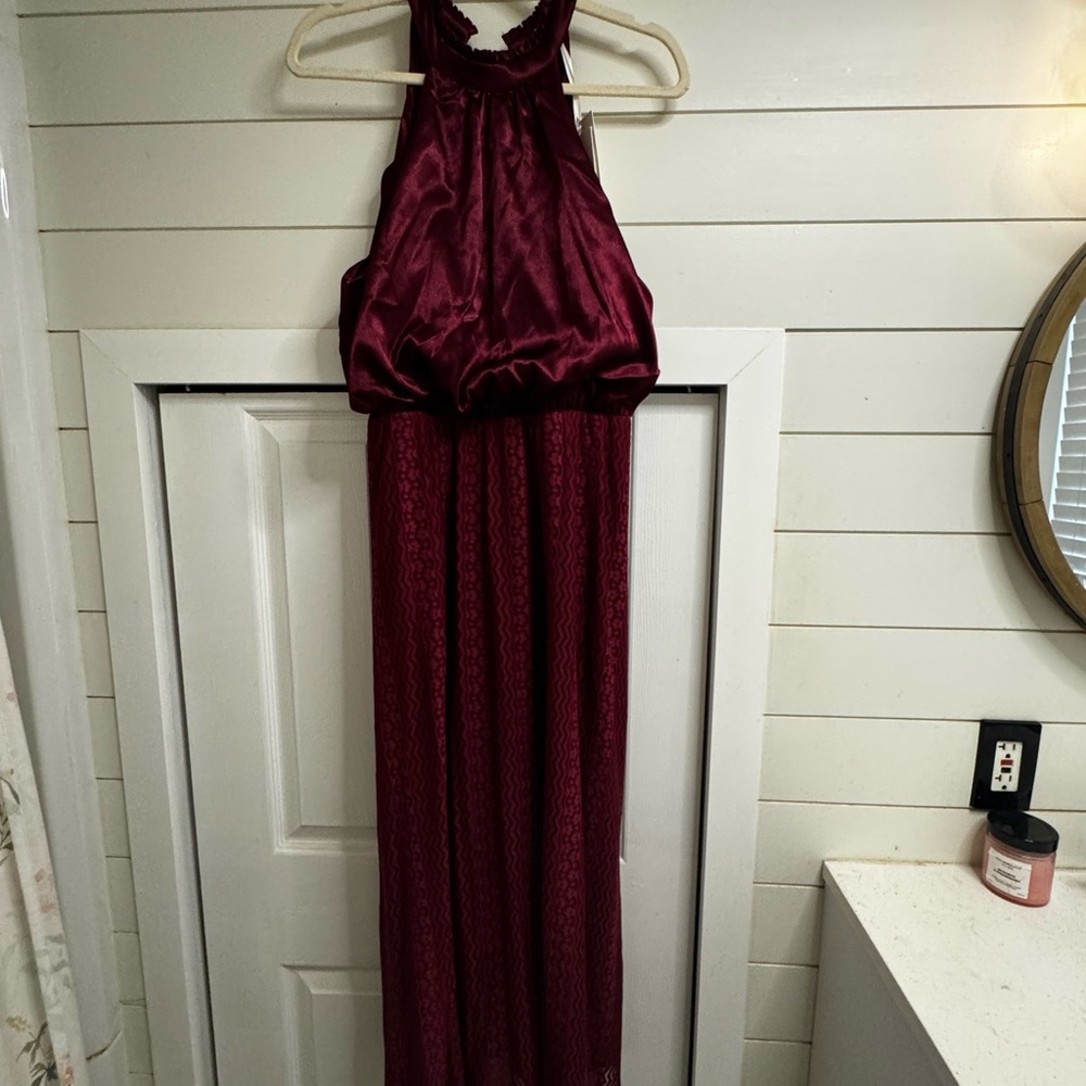 Elegant Burgundy Halter Maxi Dress